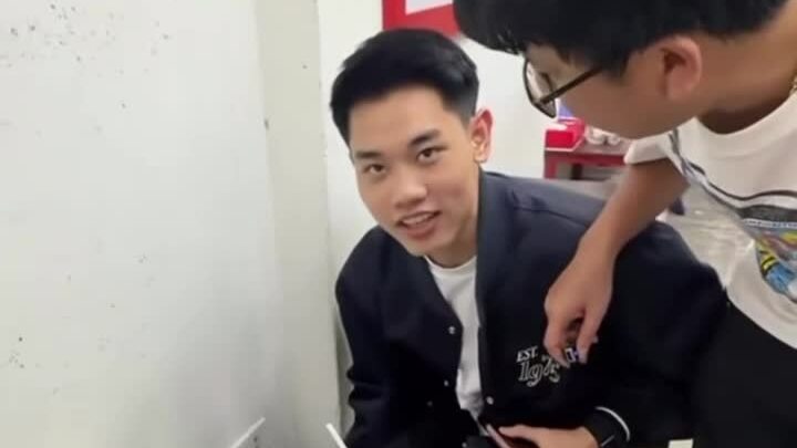 Đình Bắc ăn ngan cháy tỏi